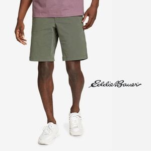 Eddie Bauer Men’s Voyager Flex 10” Chino Shorts
